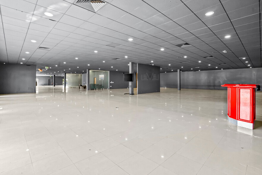 More Photos Of 5401 N Federal Hwy, Fort Lauderdale Freestanding For Sale