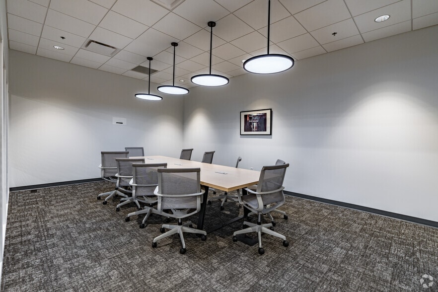 More Photos Of 1133 Polk Ave, Nashville Light Distribution For Lease