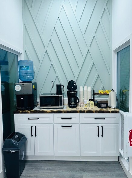 More Photos Of 314 N Kentucky Ave, Lakeland Storefront For Lease