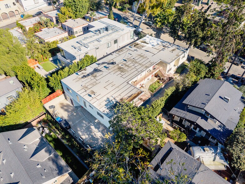 More Photos Of 1651 Golden Gate Ave, Los Angeles Apartments For Sale