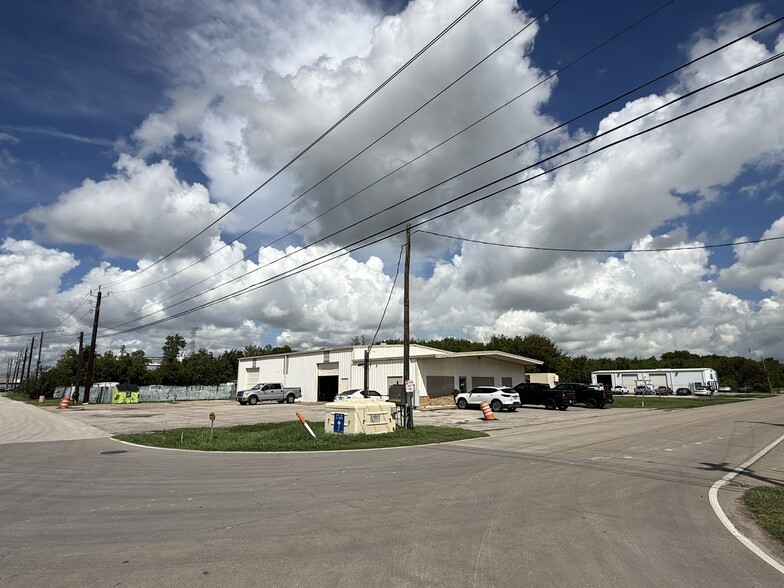 Primary Photo Of 201 N 16th St, La Porte Industrial For Sale