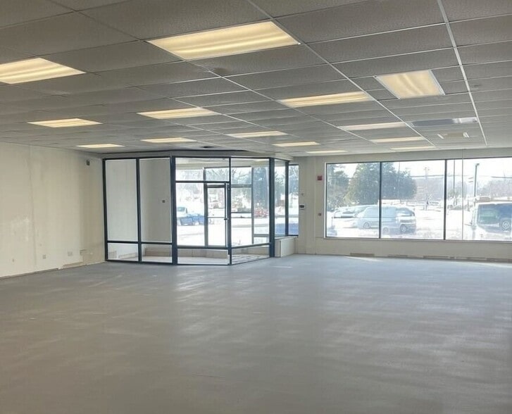 Primary Photo Of 316-342 Washington St, Weymouth Unknown For Lease