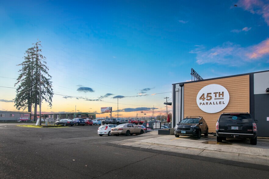 More Photos Of 2195 Hyacinth St NE, Salem Flex For Lease