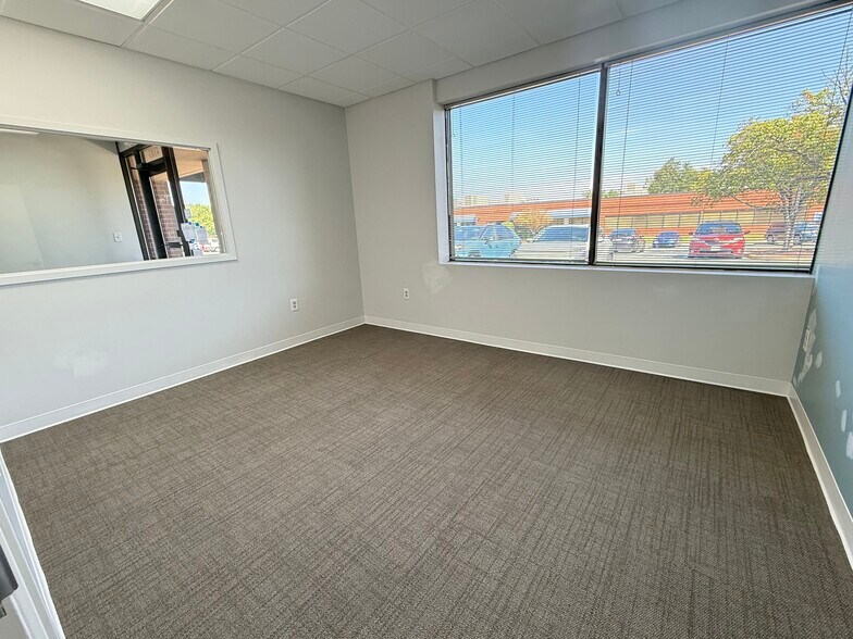 More Photos Of 4351-4395 Nicole Dr, Lanham Research And Development For Lease