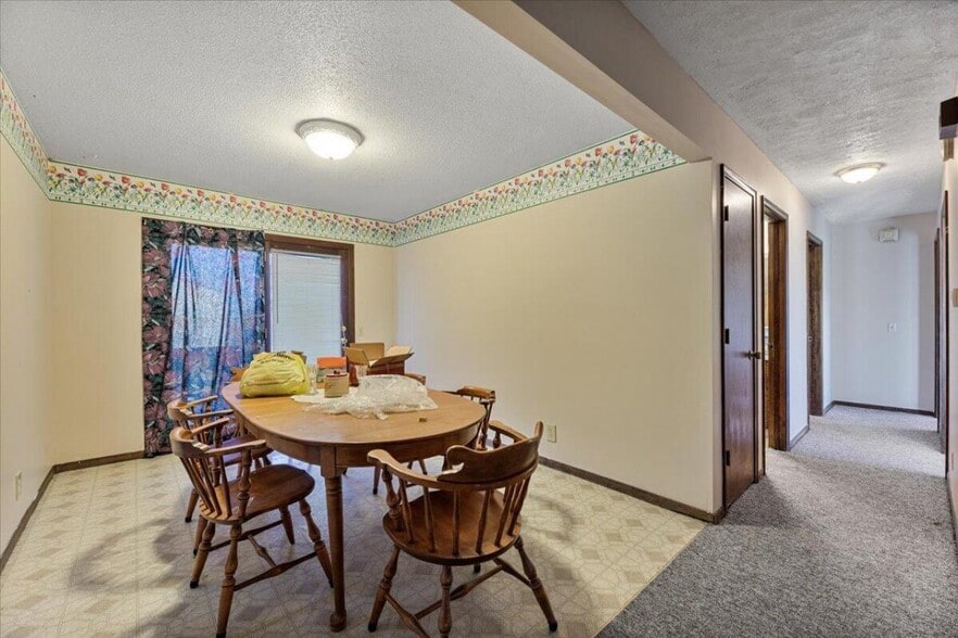 More Photos Of 21551 270th St, Mc Clelland Office For Sale
