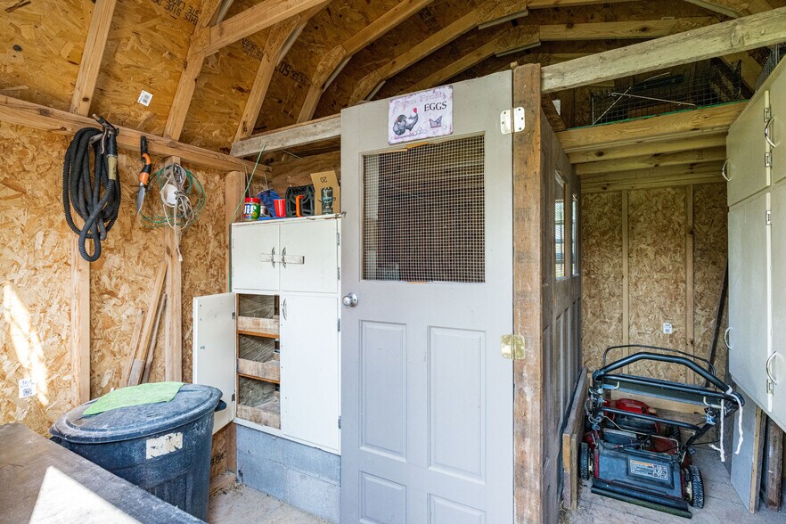 More Photos Of 60445 E Summit Rd W, Ashland Lodge Meeting Hall For Sale