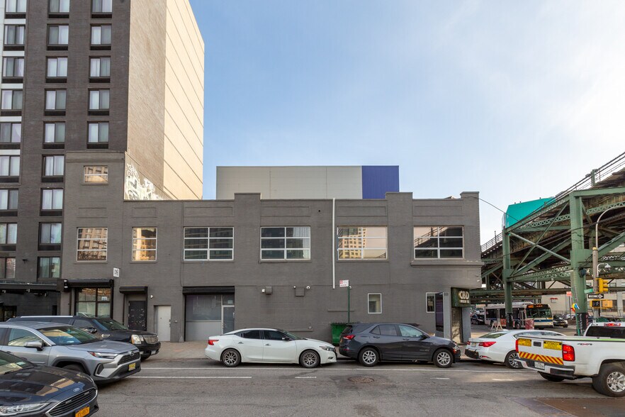 More Photos Of 3001-30-03 Northern Blvd, Astoria Office For Sale