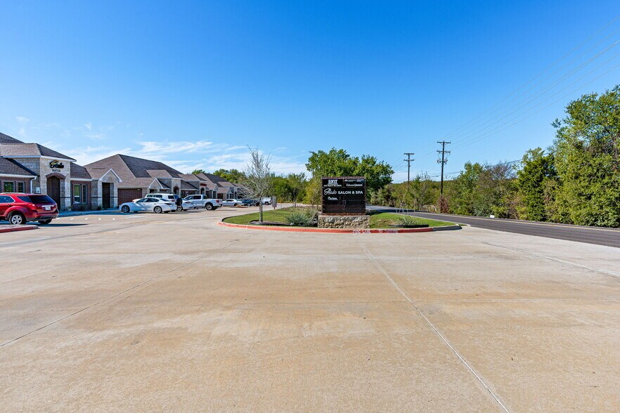 More Photos Of 8212 Liberty Grove Rd, Rowlett Medical For Sale