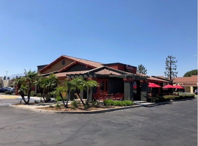 More Photos Of 128-300 W Base Line Rd, Rialto Unknown For Lease