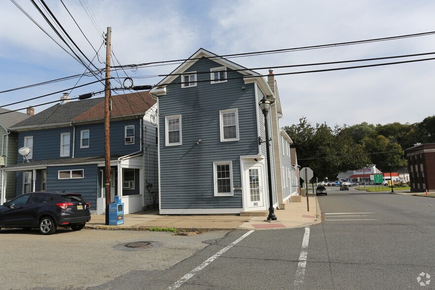 More Photos Of 80 Broad St, Phillipsburg Office Residential For Sale