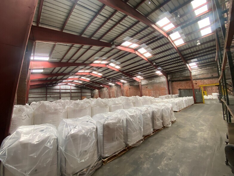 More Photos Of 2391 Levy St, Shreveport Warehouse For Lease