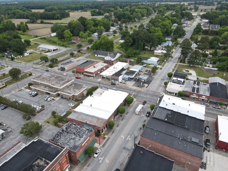 More Photos Of 4267 Lee St, Ayden Freestanding For Lease