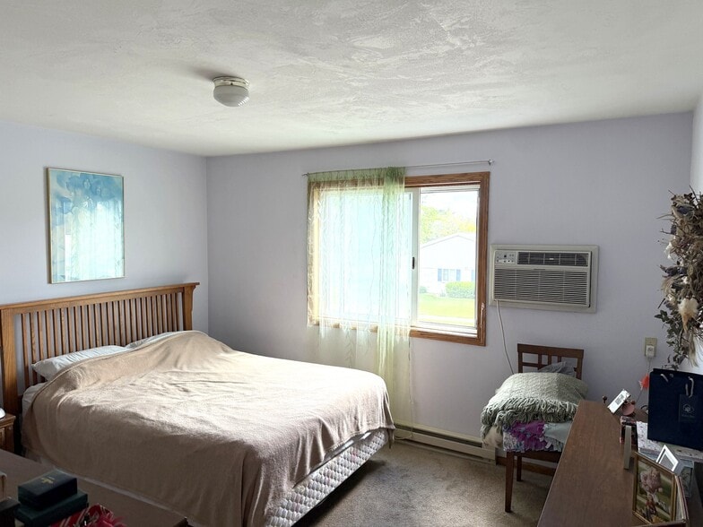 More Photos Of 34 E Paine St, Kiel Apartments For Sale