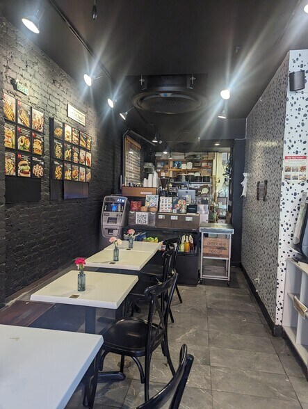 More Photos Of 348-358 W 47th St, New York Apartments For Lease