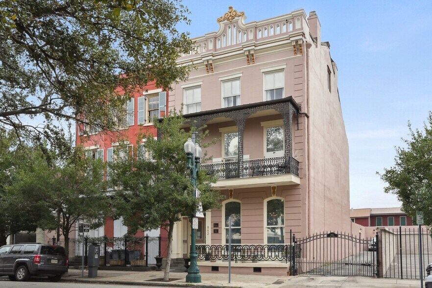 More Photos Of 842 Camp St, New Orleans Specialty For Sale