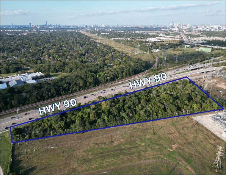 More Photos Of 11799 S Main, Houston Land For Sale