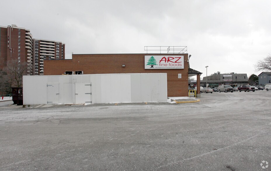 More Photos Of 680 Silver Creek Blvd, Mississauga Storefront For Lease