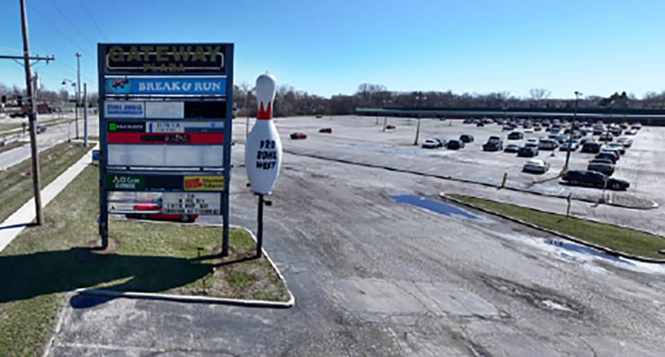 More Photos Of 1421-1575 Goshen Ave, Fort Wayne Storefront For Sale