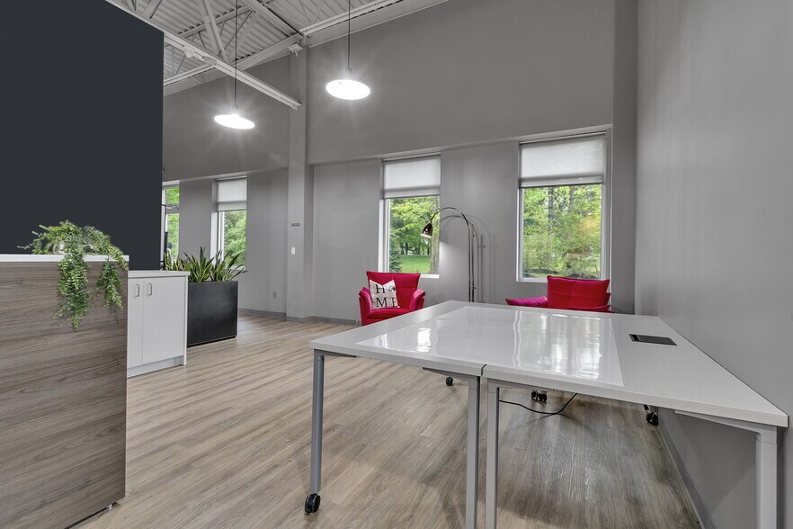 More Photos Of 6031-6045 Transit Rd, East Amherst Unknown For Lease