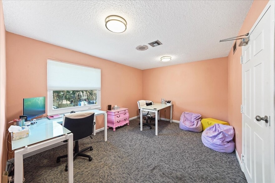 More Photos Of 111 Scott St, Melbourne Office For Sale