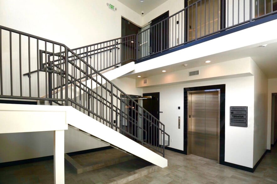 More Photos Of 8777 S Redwood Rd, West Jordan Office For Sale