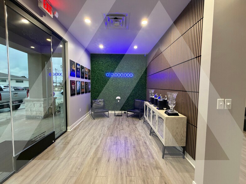More Photos Of 9634 Huffmeister Rd, Houston Medical For Sale