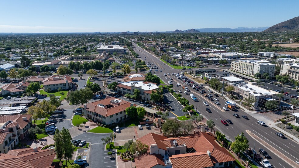 More Photos Of 6613 N Scottsdale Rd, Scottsdale Office For Sale