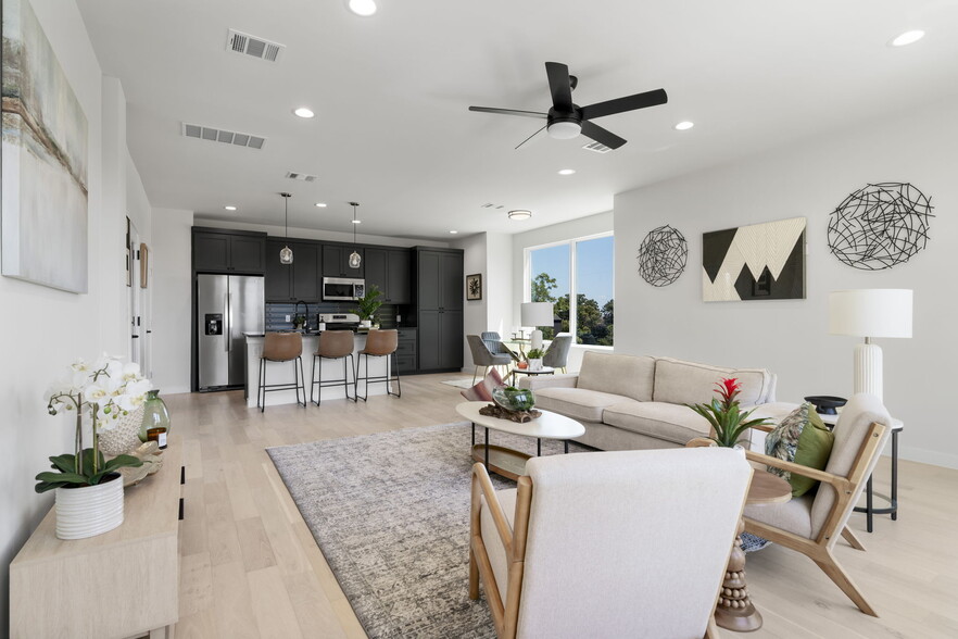 More Photos Of 1167-1169 Bedford St, Austin Apartments For Sale