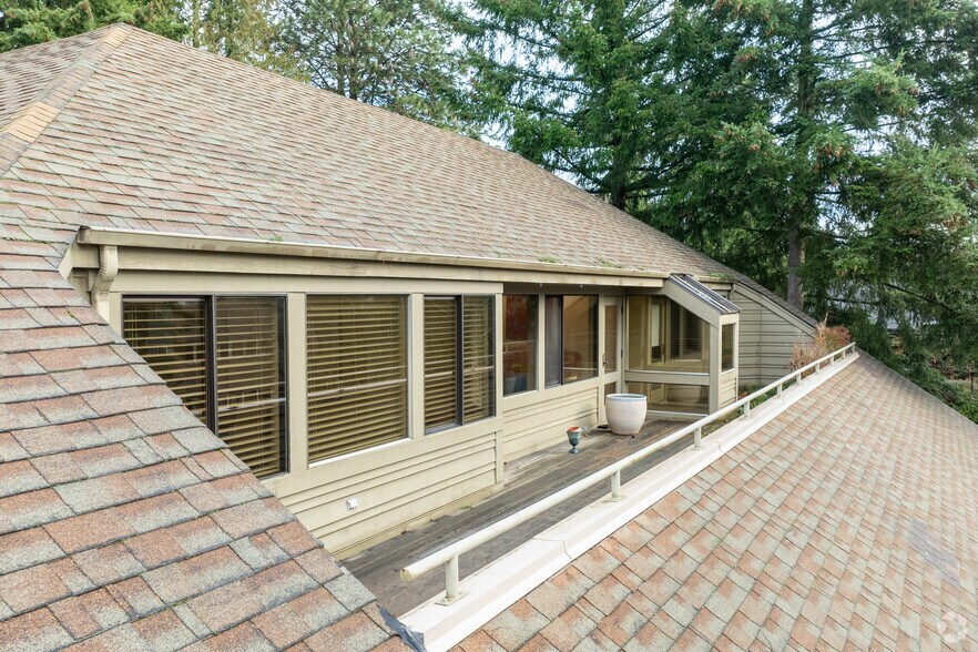 More Photos Of 1416 112th Ave NE, Bellevue Office For Lease