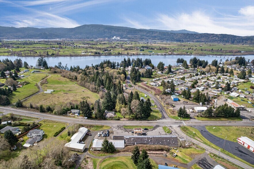 More Photos Of 305 E State Route 4, Cathlamet Auto Repair For Sale