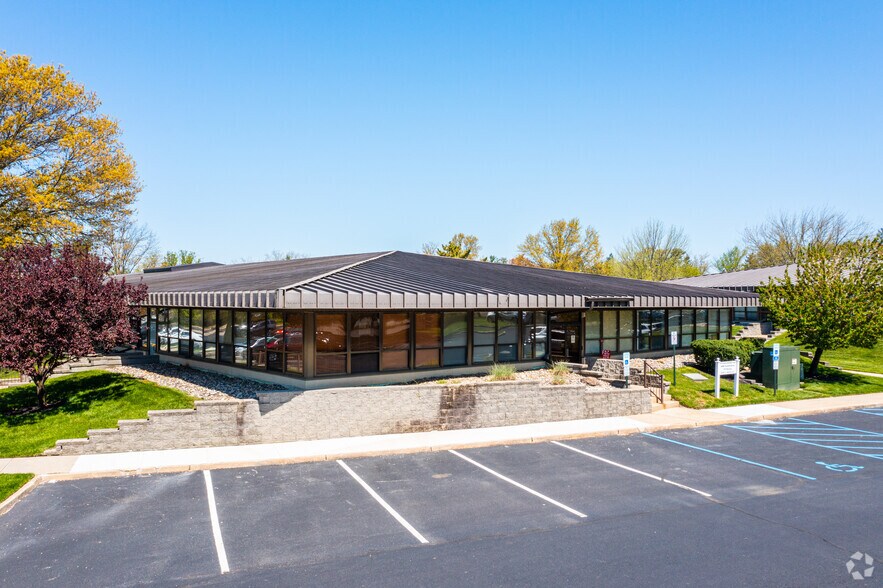 More Photos Of 1010 Haddonfield Berlin Rd, Voorhees Unknown For Lease