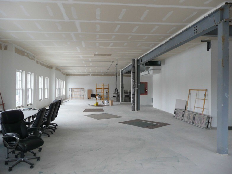 More Photos Of 1310 S Main St, Ann Arbor Medical For Sale