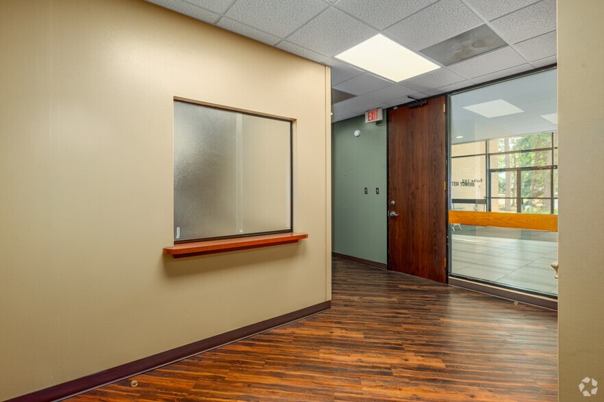 More Photos Of 4848 NE Stallings Dr, Nacogdoches Office For Sale