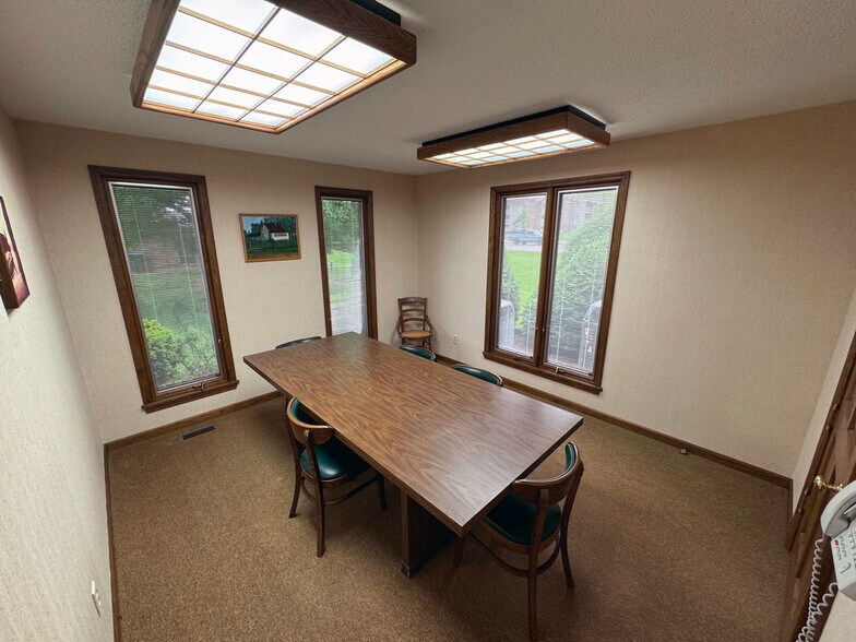 More Photos Of 321 Wedgewood Sq, Columbia Serviced Offices For Sale