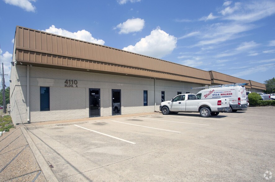 Primary Photo Of 4110 Cedar Lake Dr, Dallas Light Distribution For Lease