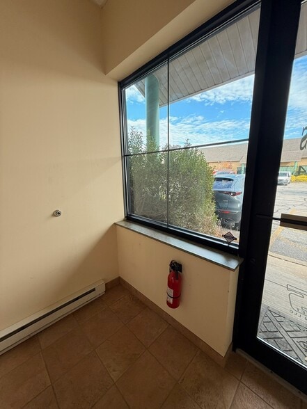 More Photos Of 10147 Royalton Rd, North Royalton Light Manufacturing For Lease