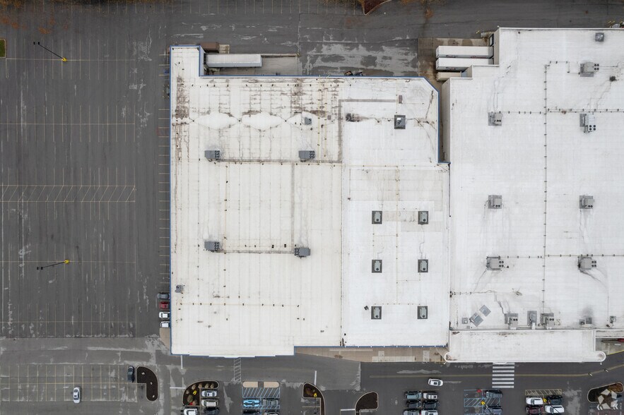 More Photos Of 5223 Monroe St, Toledo Unknown For Lease