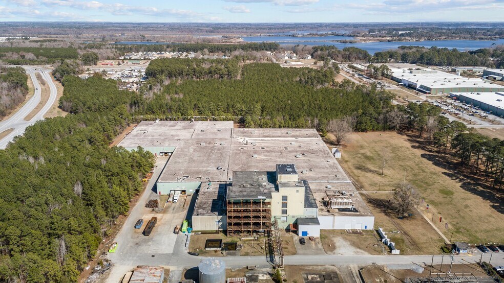 More Photos Of 197 Bosch Blvd, New Bern Warehouse For Lease