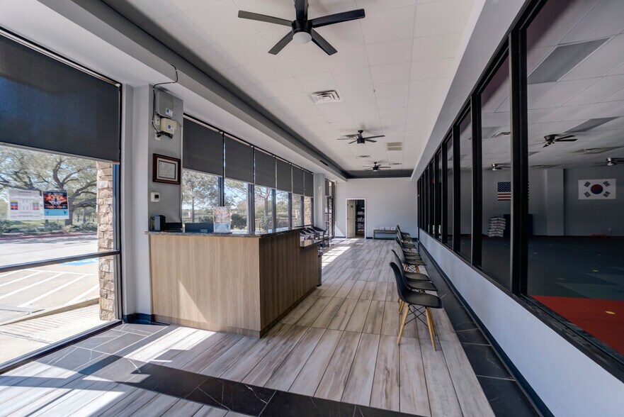 More Photos Of 27278 Cinco Ranch Blvd, Katy Storefront For Lease