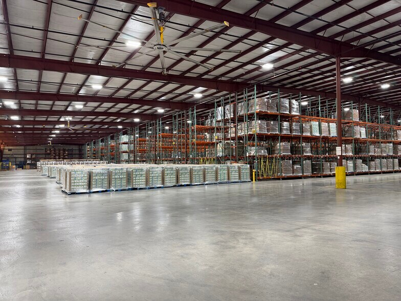 More Photos Of 217 Bourne Blvd, Savannah Warehouse For Lease