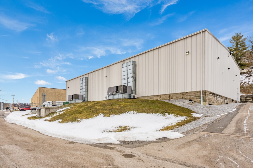 More Photos Of 111 Terence Dr, Pittsburgh Warehouse For Sale