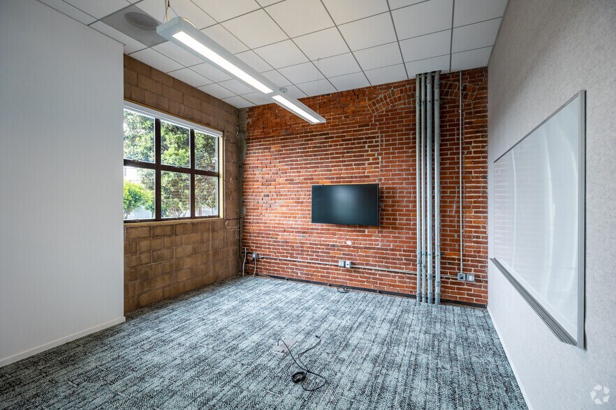 More Photos Of 255 Potrero Ave, San Francisco Office For Lease