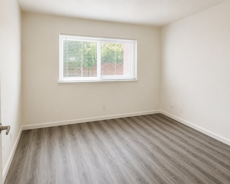 More Photos Of 4624 Ashdale Ct, Sacramento Apartments For Sale