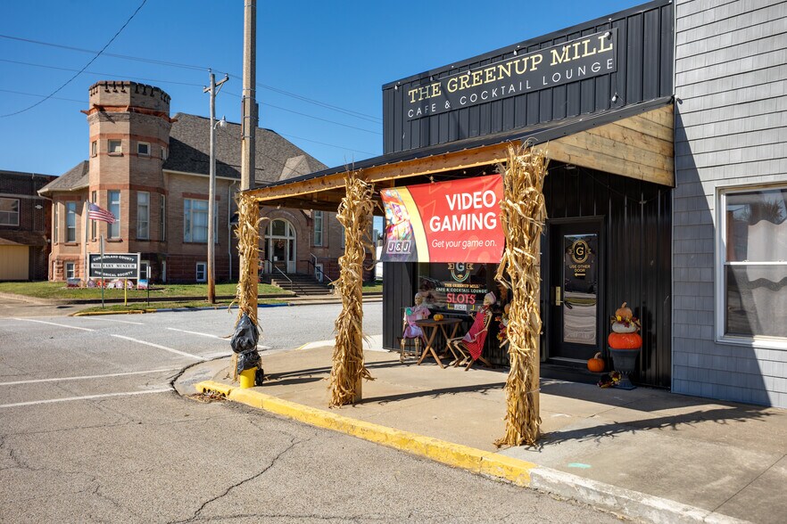 More Photos Of 120 Cumberland St, Greenup General Retail For Sale