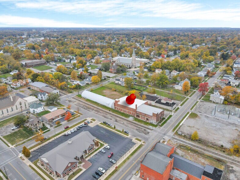 More Photos Of 435 N Elizabeth St, Lima Warehouse For Sale