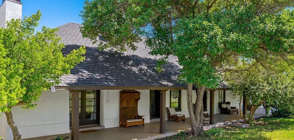 More Photos Of 36033 S Mt Lemmon Rd, Oracle Hospitality For Sale