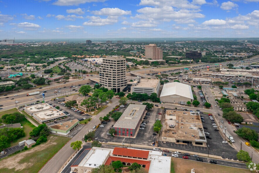 More Photos Of 8023 Vantage Dr, San Antonio Office For Lease