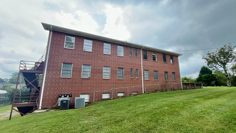 More Photos Of 1373 Delwood Dr SW, Lenoir Religious Facility For Sale