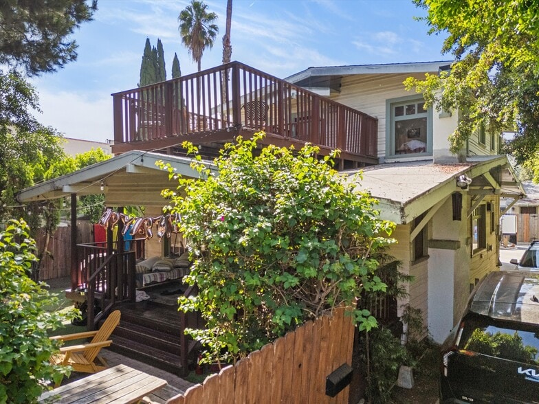More Photos Of 5742 La Mirada Ave, Los Angeles Apartments For Sale