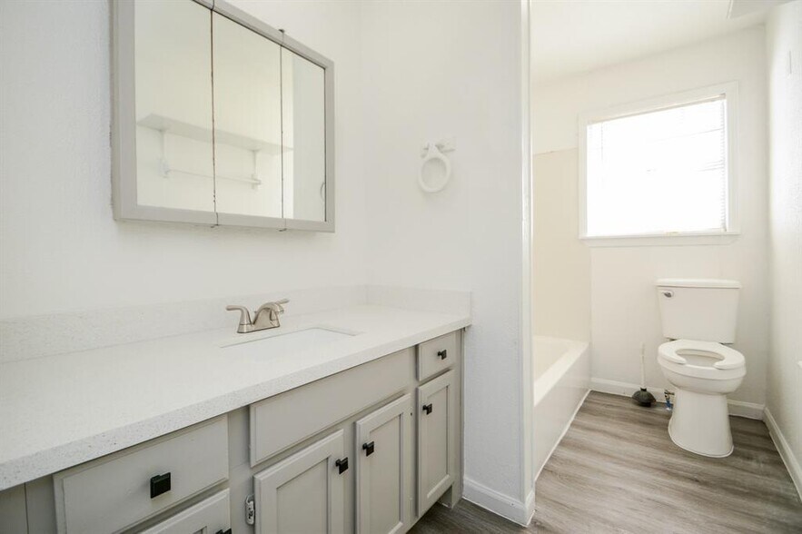 More Photos Of 22316 E Martin Dr, Porter Industrial For Sale